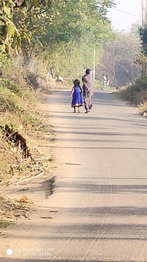 Lohit Homestay Hampi Zewnętrze zdjęcie